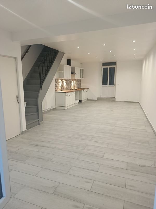 Maison à louer, 100m², Aubenton