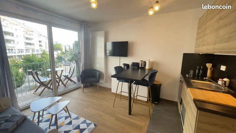 Appartement à louer, 28m², Issy-les-Moulineaux