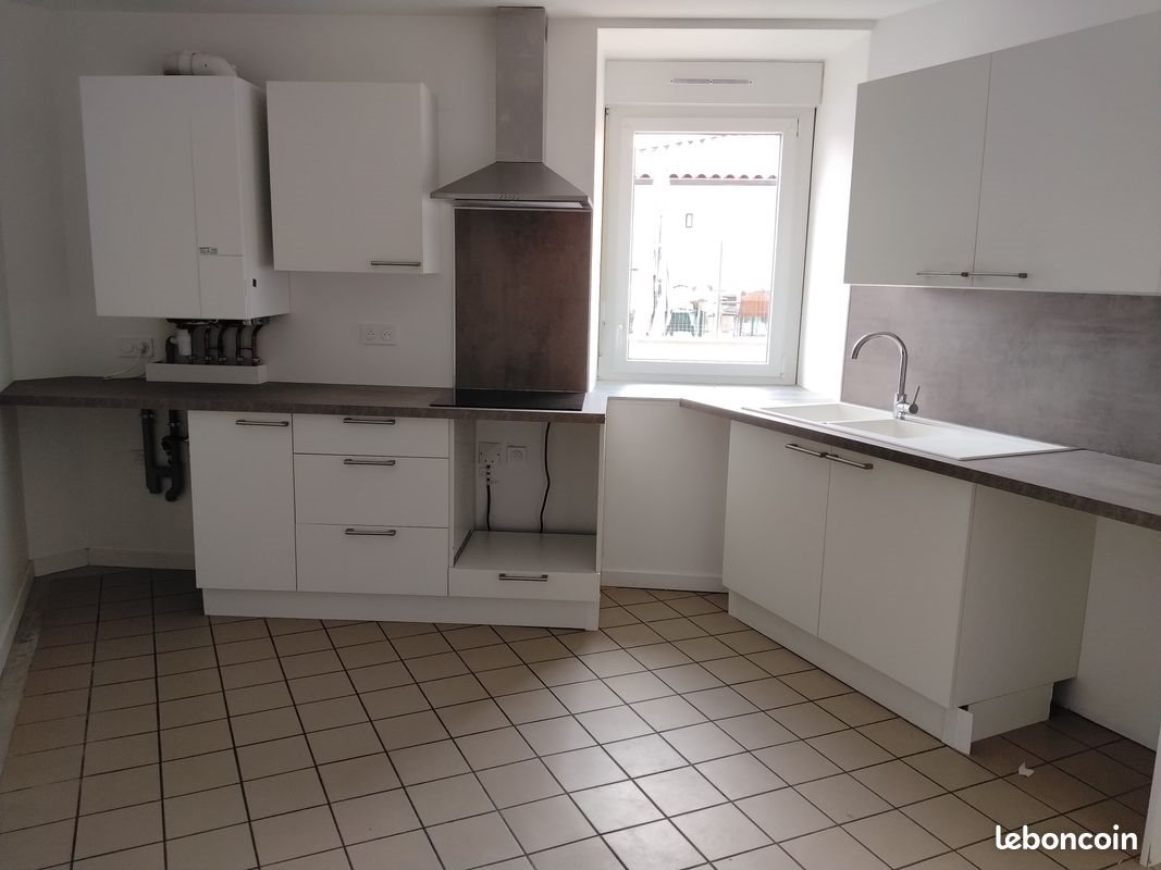 Appartement à louer, 75m², Chazelles-sur-Lyon