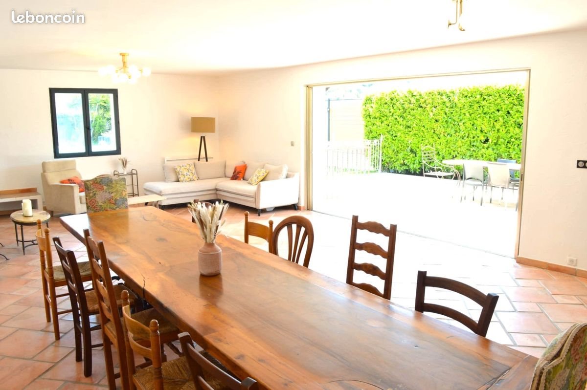 Maison à louer, 300m², Mougins
