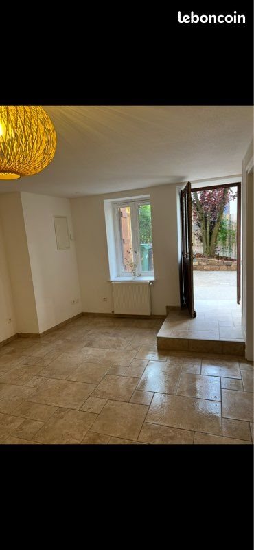 Maison à louer, 72m², Saint-André-d'Apchon
