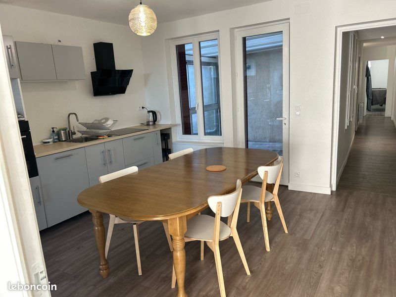 Appartement à louer, 100m², Egletons