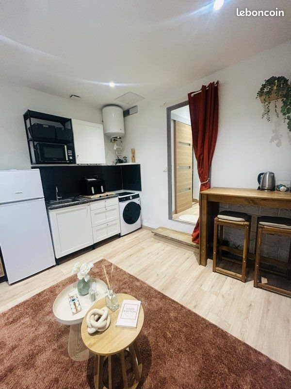 Appartement à louer, 23m², Marseille 16ème