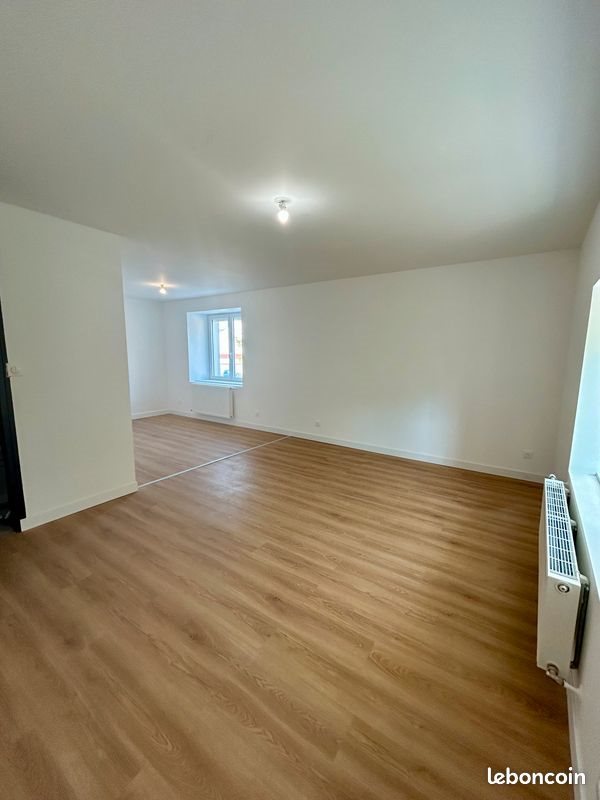 Appartement à louer, 84m², Biesles