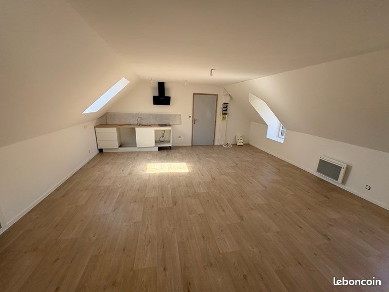 Appartement à louer, 54m², Châtelaudren
