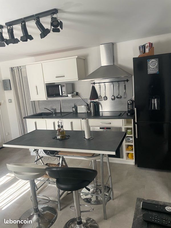 Appartement à louer, 40m², Caumont-sur-Durance