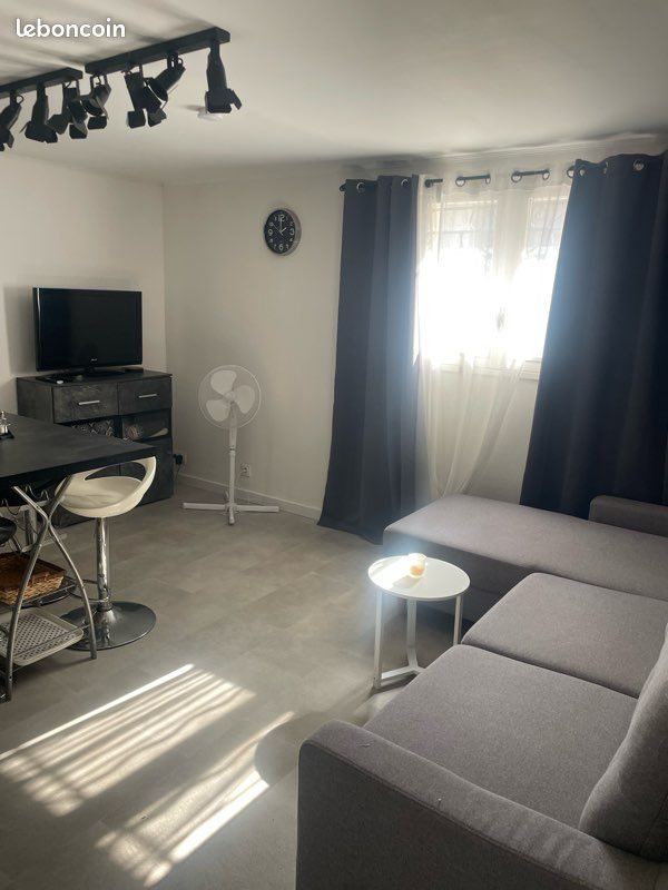 Appartement à louer, 40m², Caumont-sur-Durance