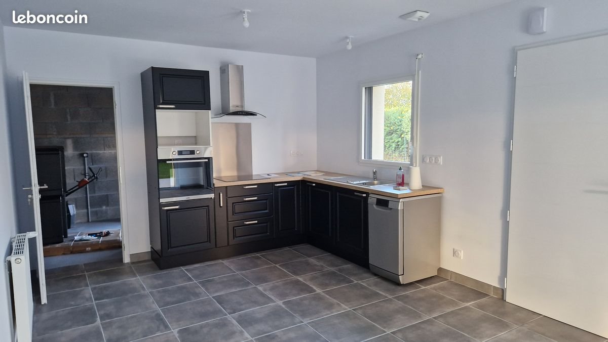 Maison à louer, 80m², Hanvec