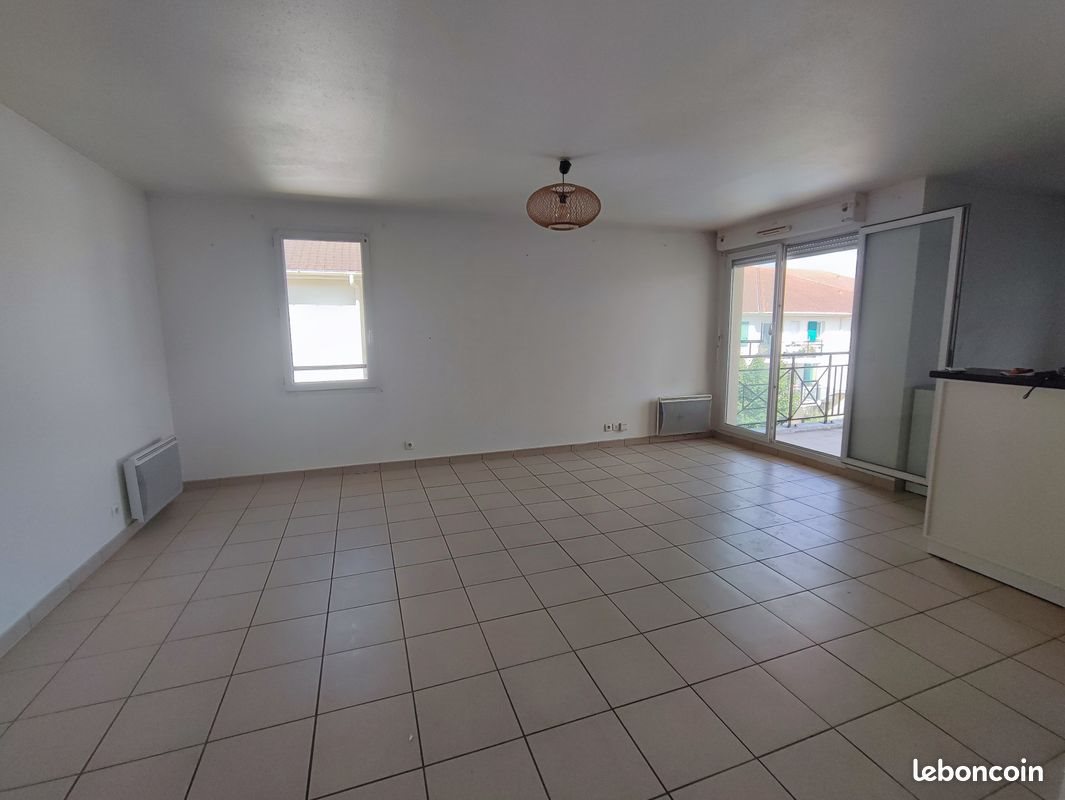 Appartement à louer, 63m², Mantes-la-Jolie
