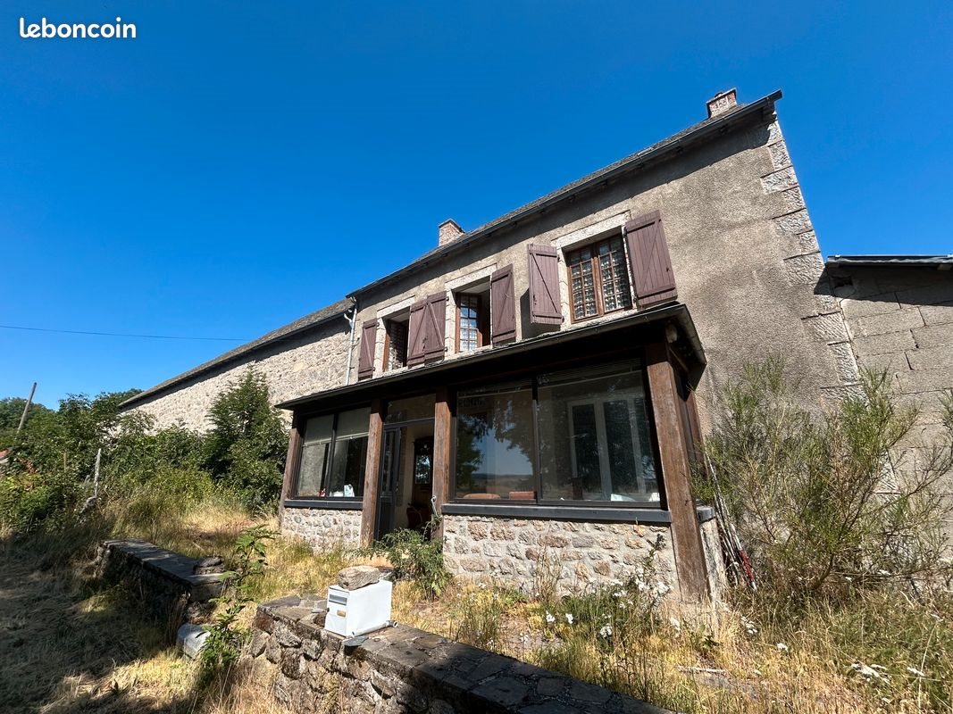 Maison à vendre, 140m², Saint-Urcize