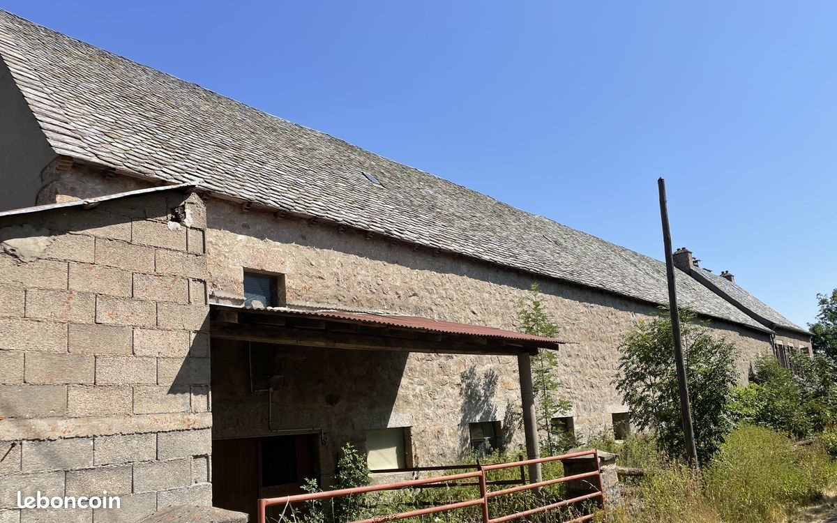 Maison à vendre, 140m², Saint-Urcize