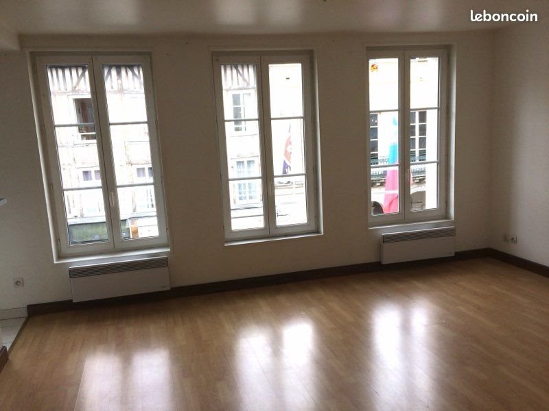 Appartement à louer, 65m², Pont-Audemer