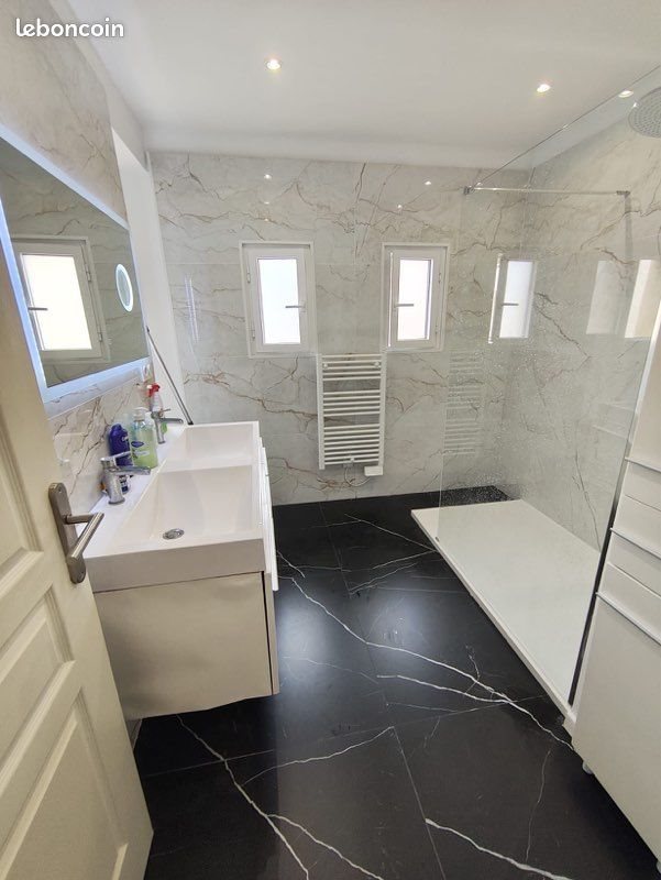 Appartement à louer, 95m², Bastia