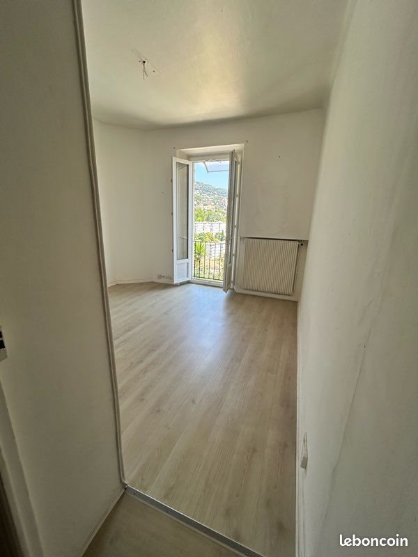 Appartement à louer, 35m², Grasse