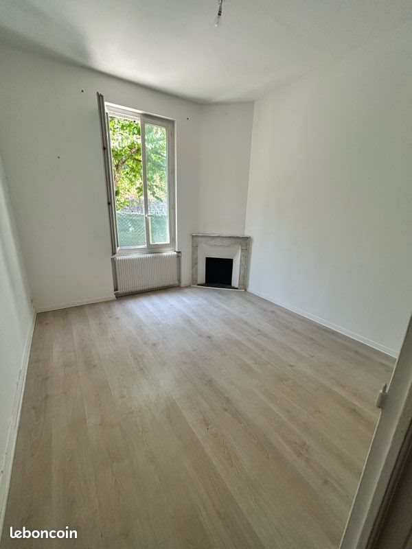 Appartement à louer, 35m², Grasse