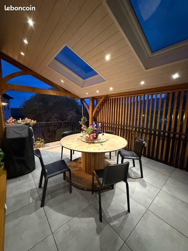 Maison à vendre, 1360m², Saint-Cergues