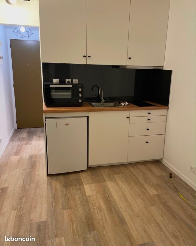 Appartement à louer, 13m², Versailles