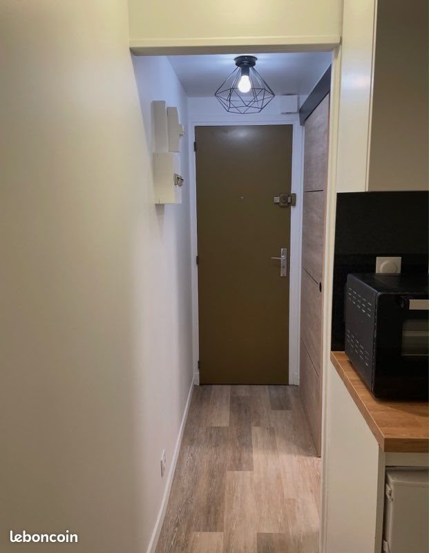 Appartement à louer, 13m², Versailles