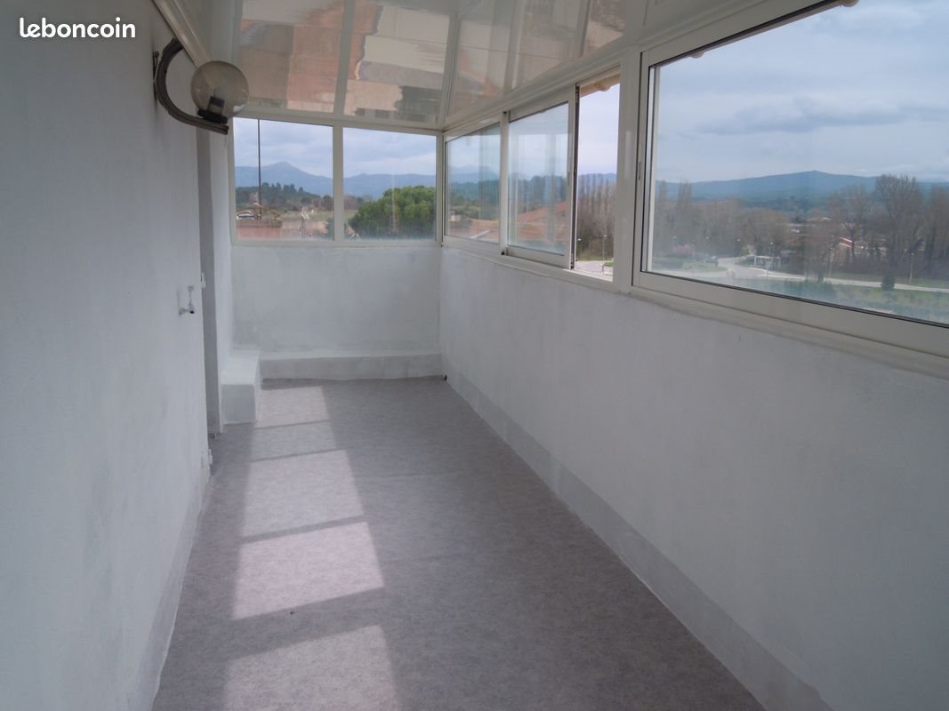 Appartement à louer, 51m², Rousset