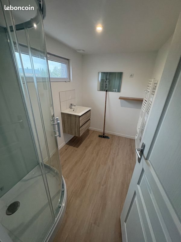 Maison à louer, 70m², Roncey