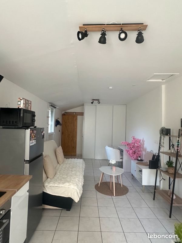 Appartement à louer, 27m², Monterblanc