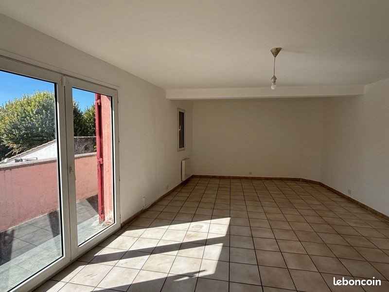 Appartement à louer, 70m², Orange