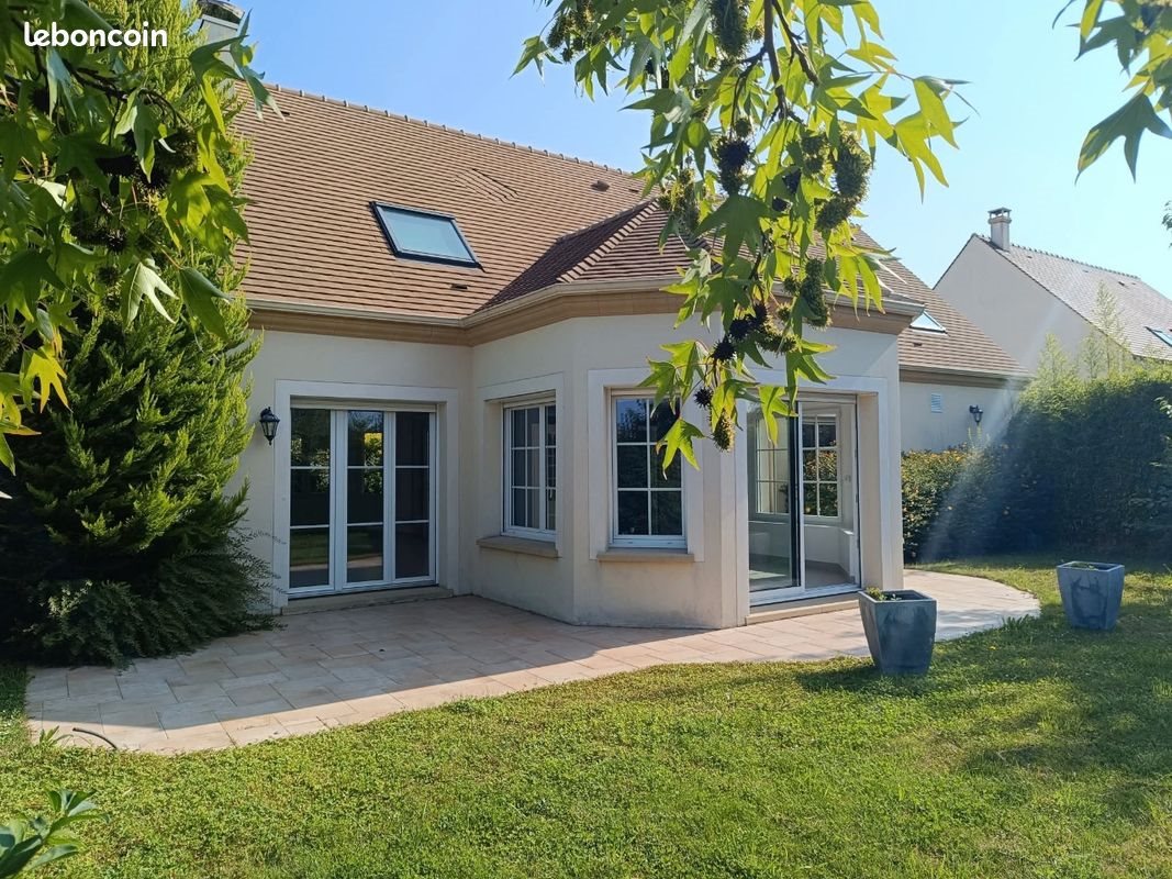 Maison à vendre, 161m², Fresnes-sur-Marne