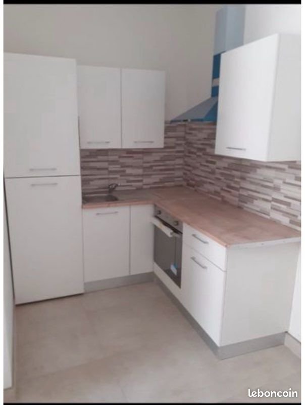 Appartement à louer, 22m², Béziers