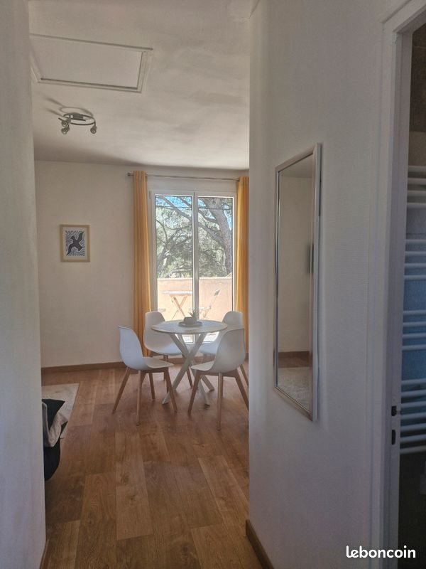 Appartement à louer, 37m², Bagnols-en-Forêt