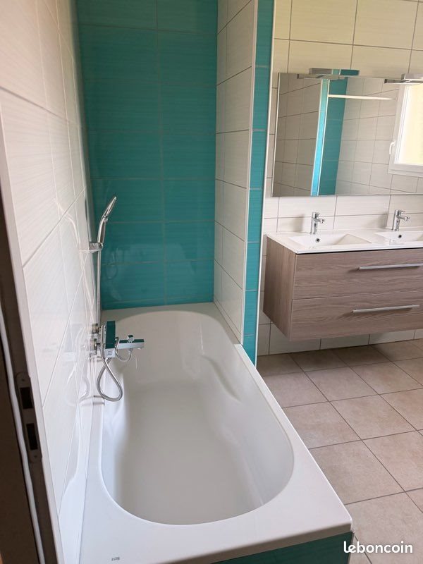 Maison à louer, 95m², Pomarez