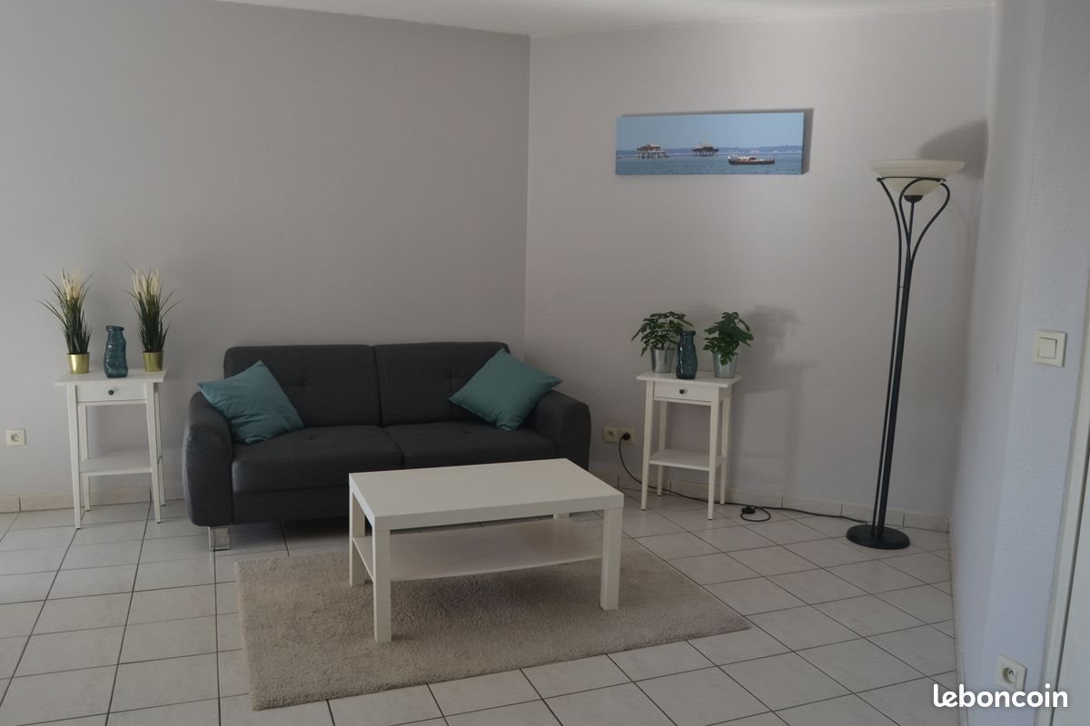 Appartement à louer, 48m², Bègles