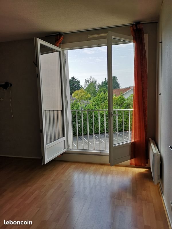 Appartement à louer, 19m², Pau