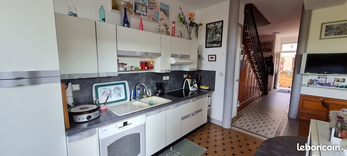 Maison à vendre, 170m², Cours-la-Ville