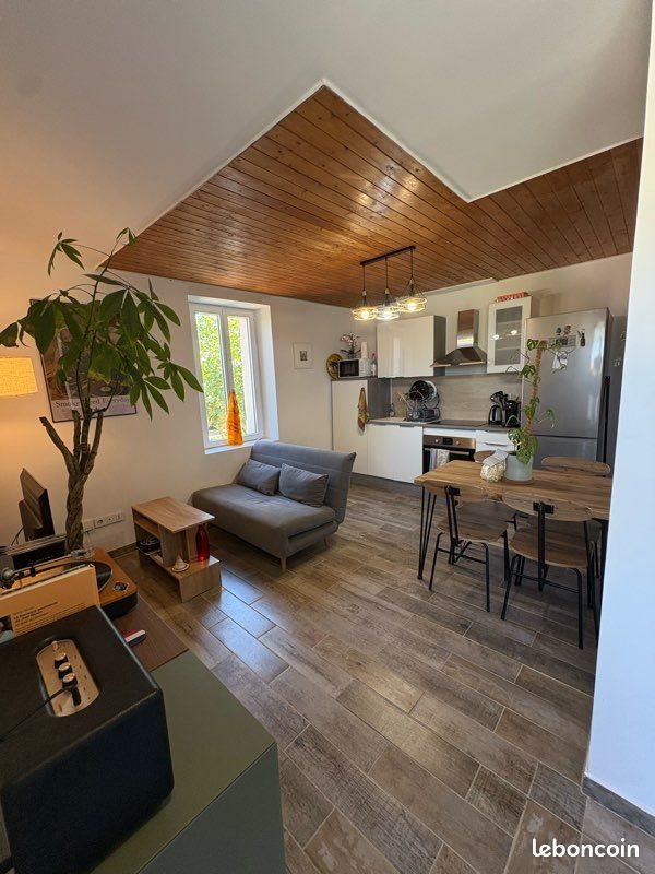 Appartement à louer, 35m², Marignane