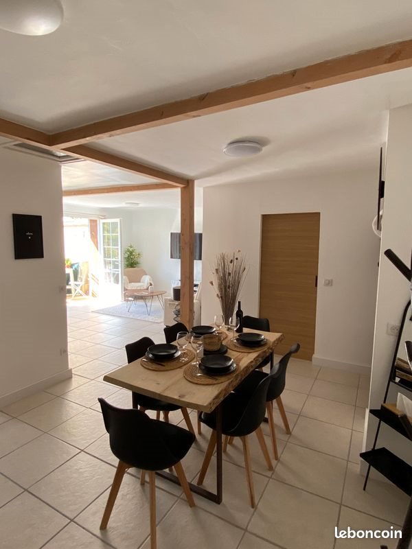 Appartement à louer, 54m², Lamanon