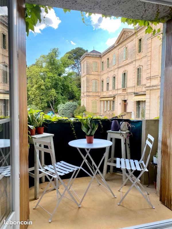 Appartement à louer, 54m², Lamanon