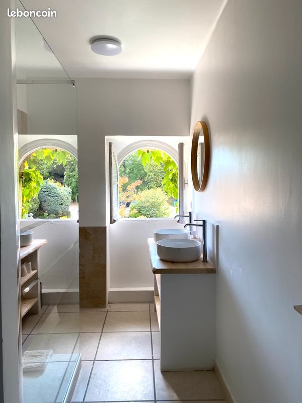 Appartement à louer, 54m², Lamanon