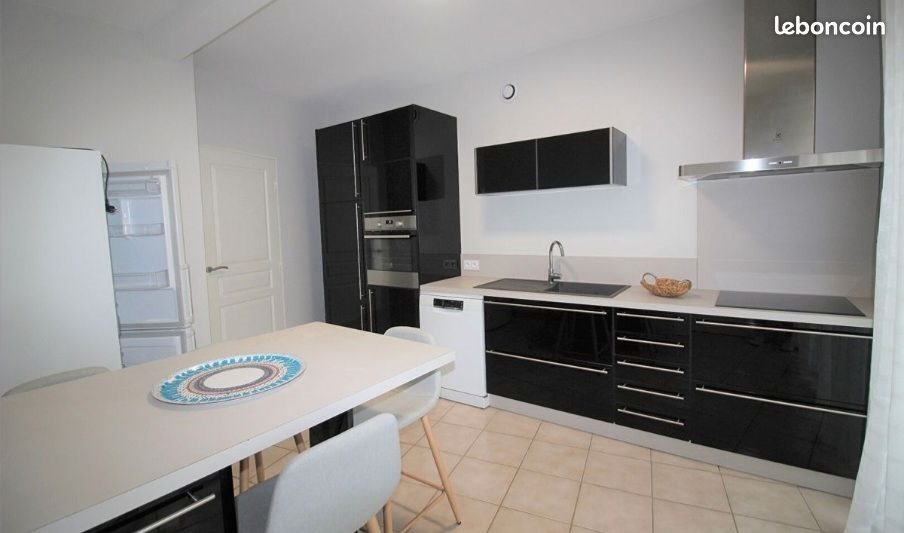 Appartement à louer, 83m², L'Isle-d'Abeau