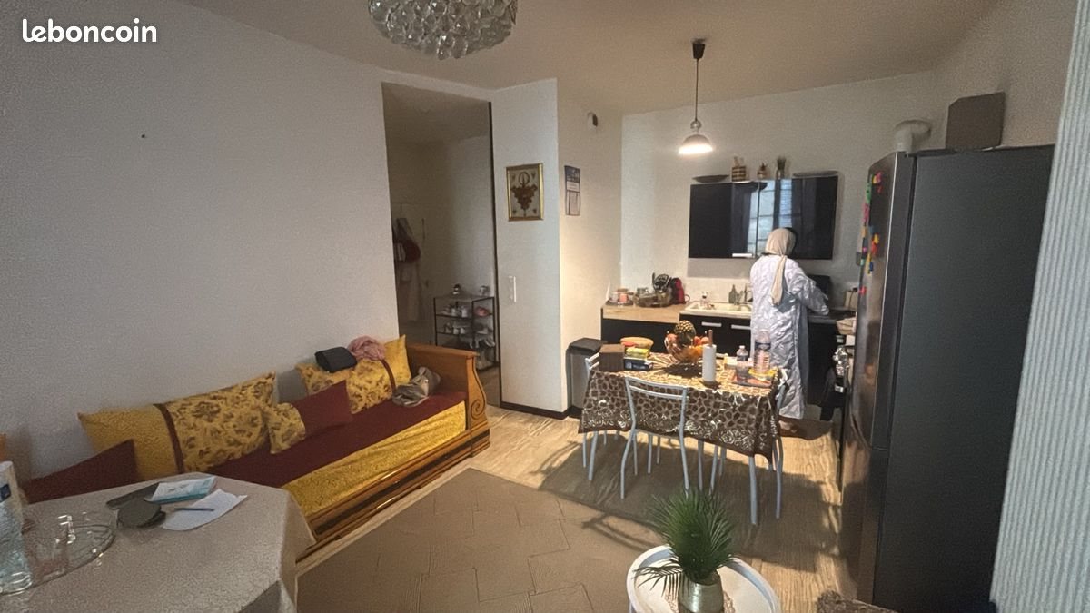 Appartement à louer, 76m², Figeac