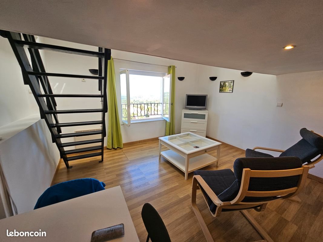 Appartement à louer, 36m², Seillans