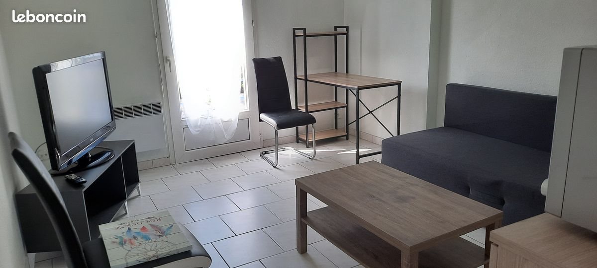 Appartement à louer, 25m², Niort