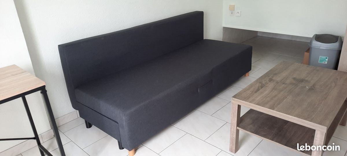 Appartement à louer, 25m², Niort