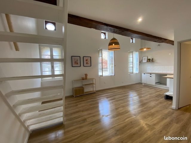 Appartement à louer, 55m², Saintes
