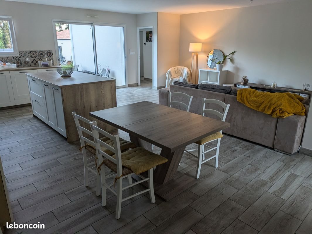 Maison à vendre, 118m², Lavoux