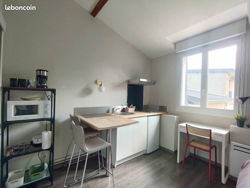 Appartement à louer, 13m², Pau