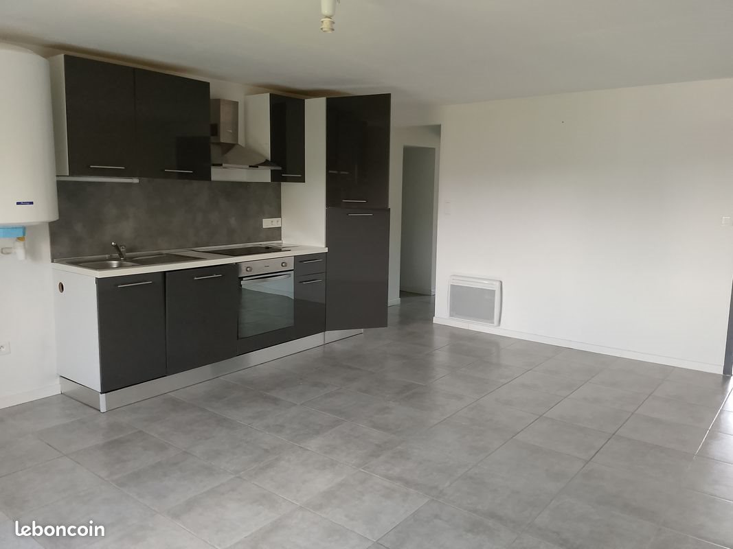 Appartement à louer, 54m², Réalmont