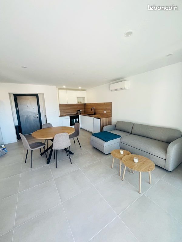 Appartement à louer, 47m², Ajaccio