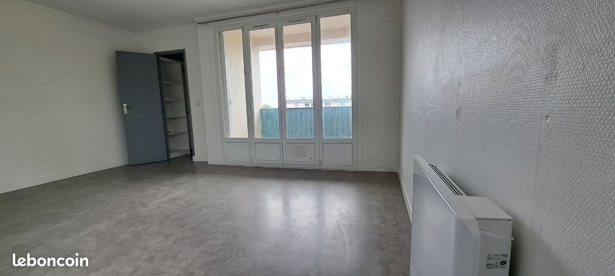 Appartement à louer, 26m², Ballancourt-sur-Essonne