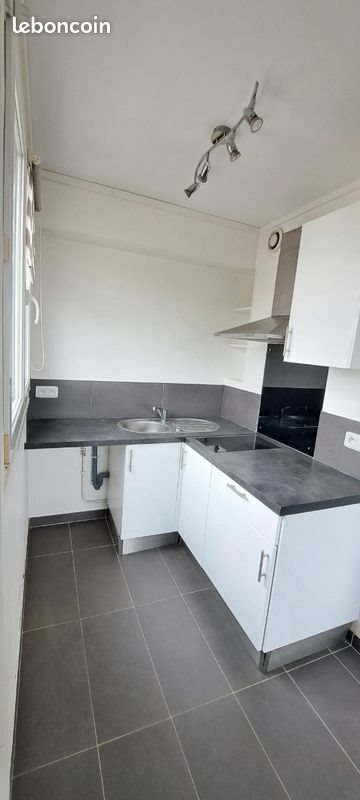 Appartement à louer, 26m², Ballancourt-sur-Essonne