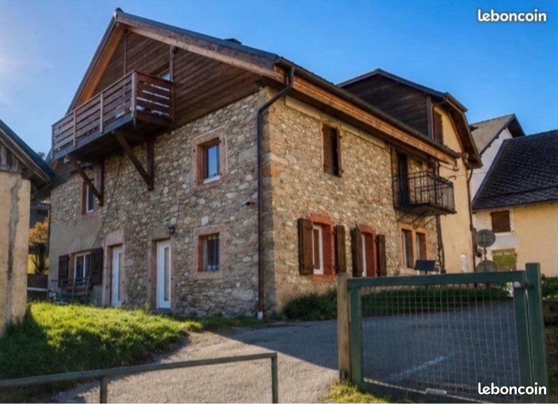 Maison à vendre, 230m², La Muraz